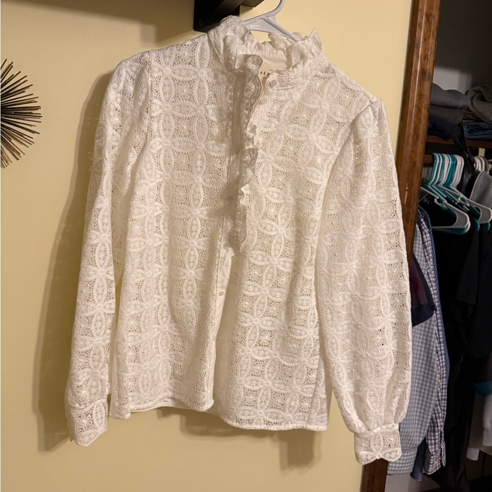 Sezane Chlo Blouse in White (Ecru Lace)
